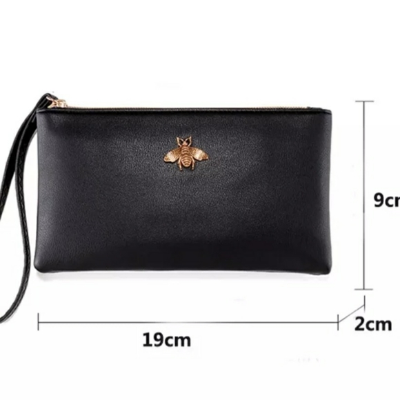 Red Wristlet 19cm - Picture 3 of 3